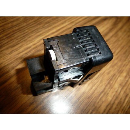 Volvo 850 850R LH Heated Seat Switch 9148765
