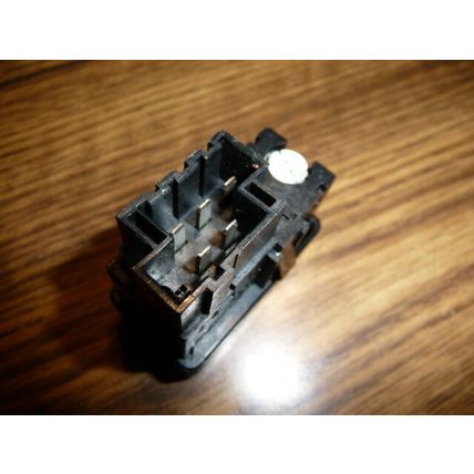 Volvo 850 850R LH Heated Seat Switch 9148765