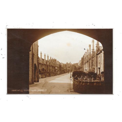 JUDGES PUBLISHED REAL PHOTOGRAPHIC POSTCARD VICARS CLOSE WELLS SOMERSET (2896)