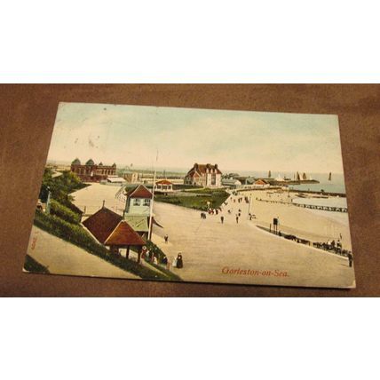 1905 fr postcard - Gorleston on sea scene, Norfolk