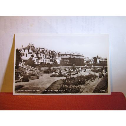 THE SUNKEN GARDENS, WEST CLIFF, CLACTON-ON-SEA, ESSEX. unused postcard =