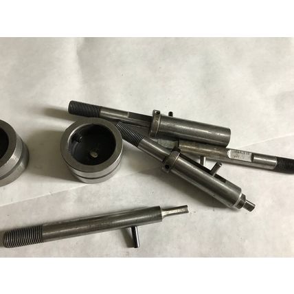 LOT 4 SET STRIPPIT OBROUND PUNCH DIE 187 X250,156 X 375,(193X256,199X324 DIE),EQ