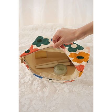 White Floral Print Corduroy Minimalist Storage Bag