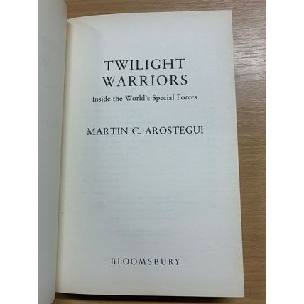 1995 "TWILIGHT WARRIORS" M.AROSTEGUI INSIDE WORLDS SPECIAL FORCES H/B BOOK (P4)