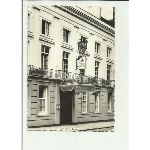 BEDFORD Lion Hotel Postcard by Trust Houses (PN1663)