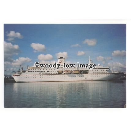 LN0341 - German Liner - Deutschland - postcard