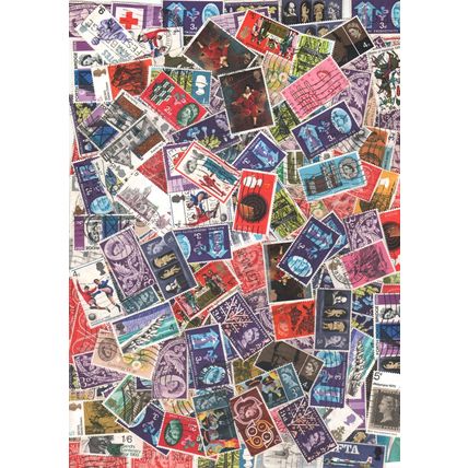 LOT#403 - GB QEII (approx500) PRE-DECIMAL STAMPS FOR ARTS, CRAFTS, DECOUPAGE etc