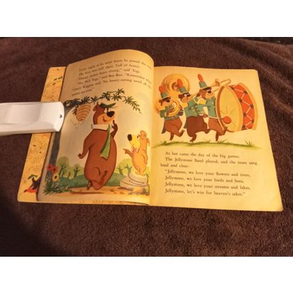 Little Golden Book Yogi Bear Our Hero By S Quentin Hyatt 5.5 fine- Shape 1960