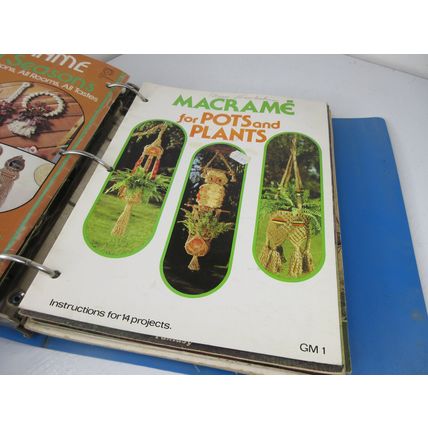 Binder LOT of 24 Macrame Craft Magazines Vintage Illumiating Pat Depke Animals