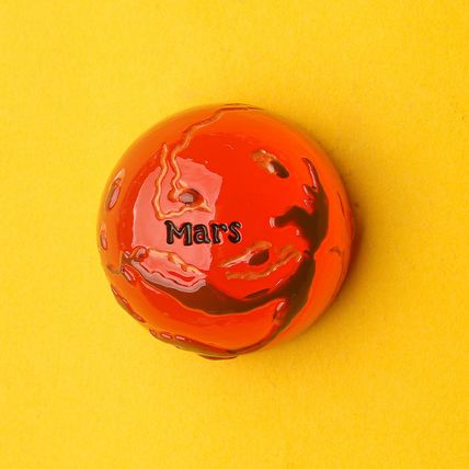 Planet Astronaut Magnet Fridge Magnet