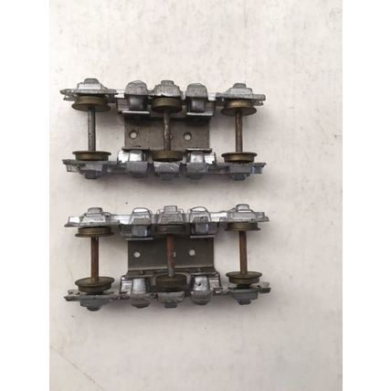 HO Scale Crescent Models E.M.C.-7 Dummy Truck Pair 4345