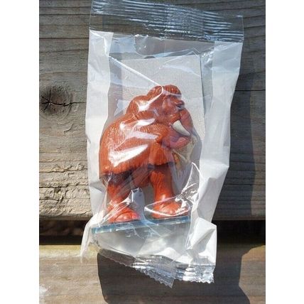 Nestles Shreddies 2003 Brother Bear Wobbling Wildlife Unopened - Husk
