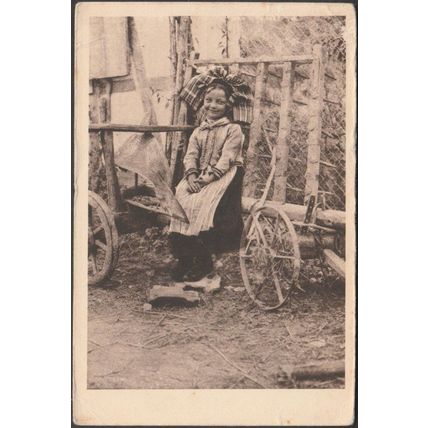 Junges Mädchen mit Holzwagen, Strassburg, 1911 - Elsässische Rundschau AK
