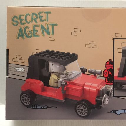 NEW Peanuts Snoopy Secret Agent Car Building Set - 114 Pieces