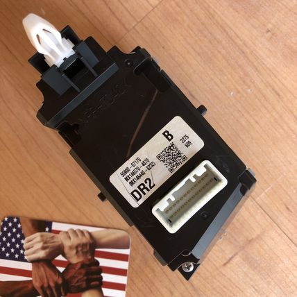 05-12 Toyota Avalon 55900-07170 Heater Control Switch Button Left Climate Change