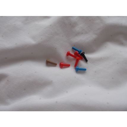 MASTERMIND PEGS SCORERS COLOURED (03/01)