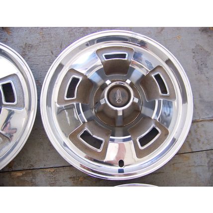 1967 PLYMOUTH VIP 14" HUBCAPS OEM (5) #2881772 1967 68 69 SPORT FURY