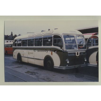 tm3688 - United Coach Bus - 224 EHN to Blackpool - photograph