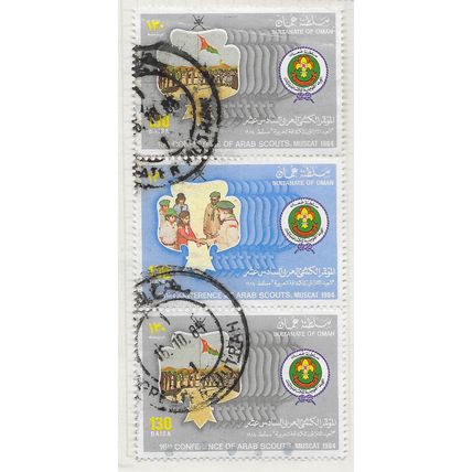 OMAN 1984 SCOUTS GUIDES ARAB CONFRENCE FLAGS VERT STRIP x3 SE-TENANT USED 130B