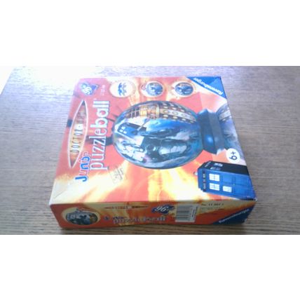 DOCTOR WHO Junior Puzzleball (96 Piece) Ravensburger (2007)