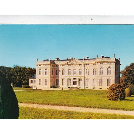 Chateau Le Bourg St Leonard France Postcard unused VGC