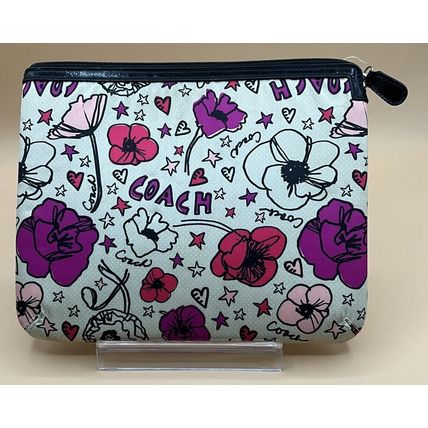 A Very Cute Coach Poppy I-Pad Tablet Case Sleeve