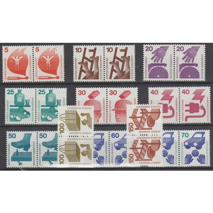 Mi: 694A/703A MNH 1971 Cat € 75