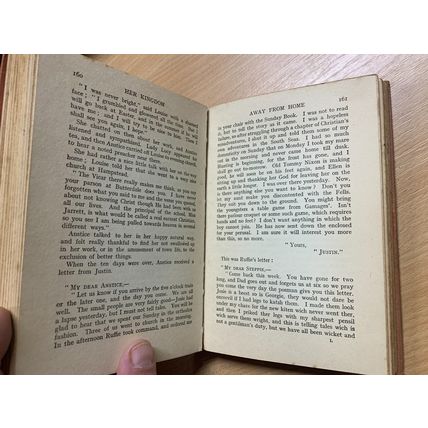 c1920s AMY LE FEUVRE "HER KINGDOM" FICTION ANTIQUE HARDBACK BOOK (P4)