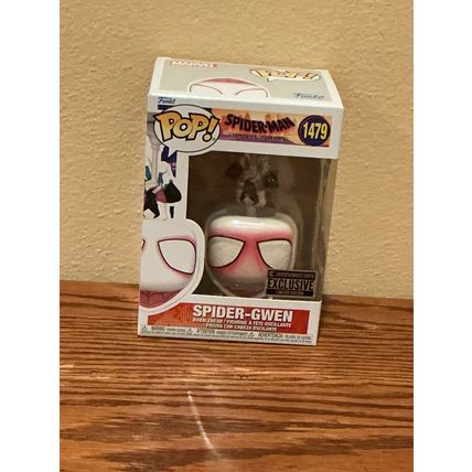 Funko Pop! Spider-Gwen #1479 Entertainment Earth Exclusive (Box & Protector)