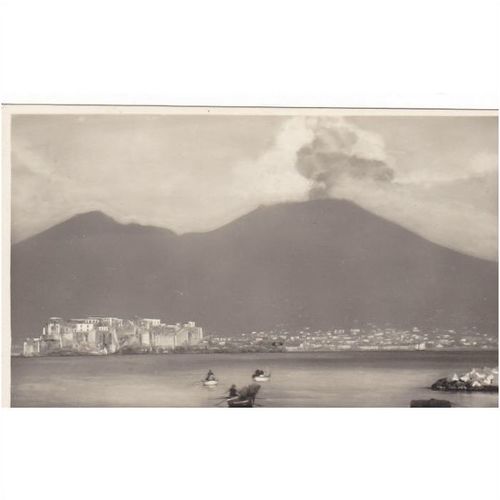 Napoli Castel dell'ovo e Vesuvio Italian Postcard(f7023)