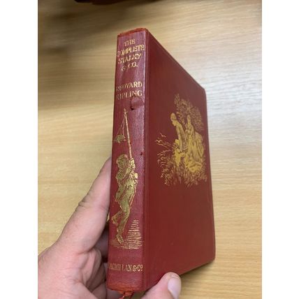 1929 RUDYARD KIPLING "THE COMPLETE STALKY & CO" ILLUSTRATED LEATHER BOOK (P4)