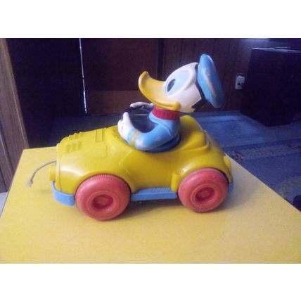 Old Vintage Kohner Walt Disney Donald Duck Pull Car Working Condition 1973