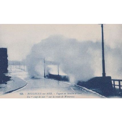 Wimereux Storm Disaster at Boulogne Rough Sea French Postcard