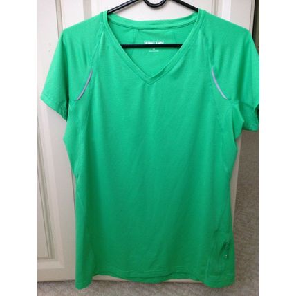 KIRKLAND SIGNATURE Women's Green V-neck Athletic Workout Active-Wear Top Size:M