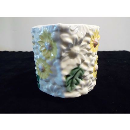 Pretty Individual Milk / Cream Jug Daisies Design
