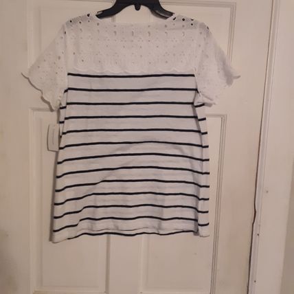 charter club striped embroidered lace top T- shirt, M Blue Combo