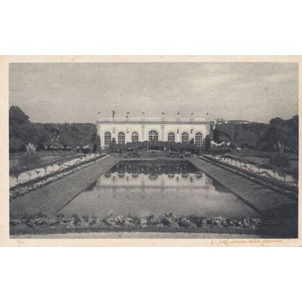 L'Orengerie Du Jardin Francais Moet & Chandon Antique Advertising Postcard
