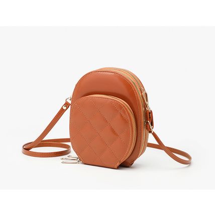 Multi Layer Large Capacity Diamond Grid Phone Bag Brown