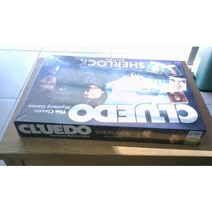 CLUEDO: SHERLOCK EDITION (TV Tie-In) New & Factory-Sealed