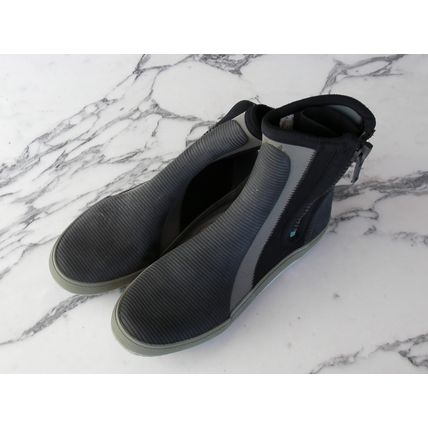 Yak Trak Ultra XL Zipped Wetsuit Boots Canoe Kayak Bag Sail Boat Windsurf Surf
