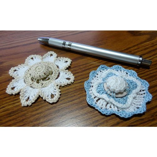 Button flowers #bf01 lot of 2 crochet decoration adornment embellishment motif