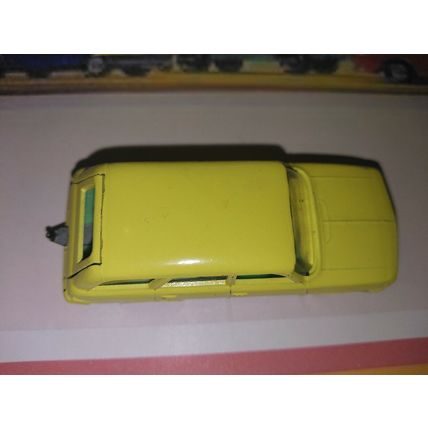 Matchbox - No38 Vauxhall Victor Estate
