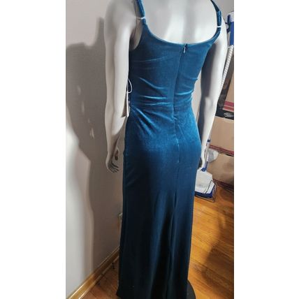 Sexy Beautiful Dress Women's Emerald Green Velvet V Neck Party Formal NWT