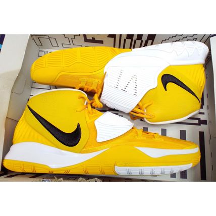New Mens 18 NIKE Kyrie 6 University Gold Black Shoes MSRP $130 CW4142-702