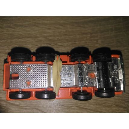 Matchbox - No10 Pipe Truck - SF Orange with replica box
