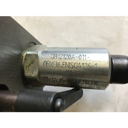 NEW HYDAC SAF20E16Y1-T330A HYDRAULIC ACCUMULATR SAFETY VALVE,DB12120A-011,AH
