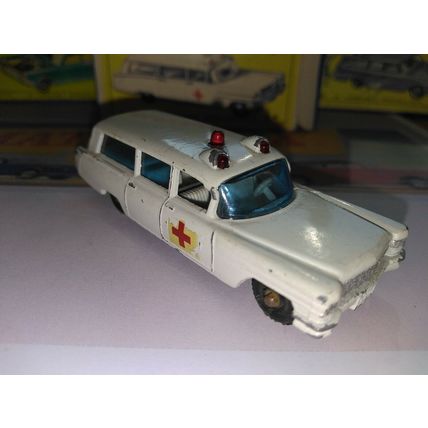 Matchbox No54 S&S Cadillac Ambulance