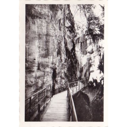 Gorges du Fier France Picture card 9 x 6.5 cm VGC