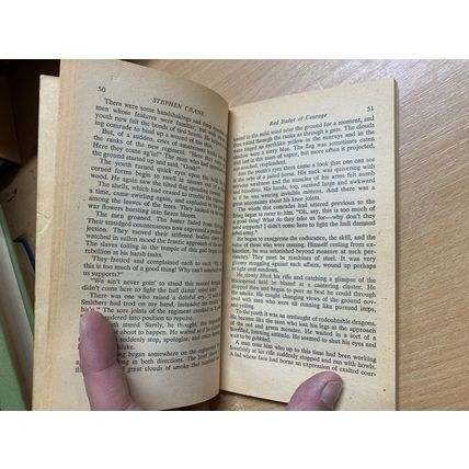RARE* 1962 STEPHEN CRANE "THE RED BADGE OF COURAGE" CIVIL WAR FICTION BOOK (P2)