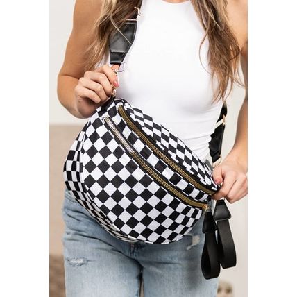Color black Checkered Print Wide Strap Large Crossbody Bag